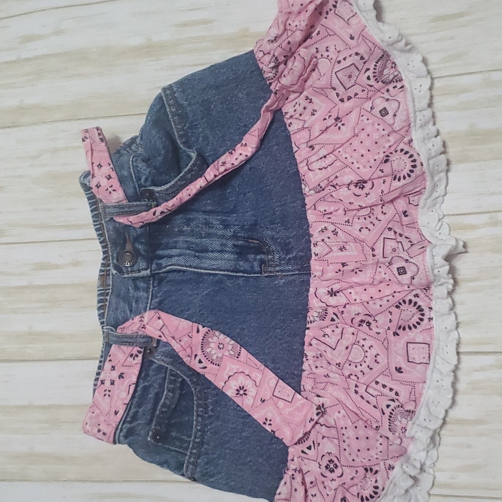 Kiddie Korral skirt  size 6